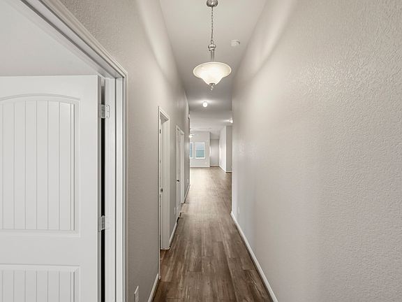 4th image of 14739 Sweetwater Dr