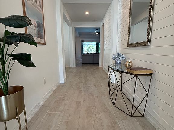 5th image of 13761 Blue Bay Cir