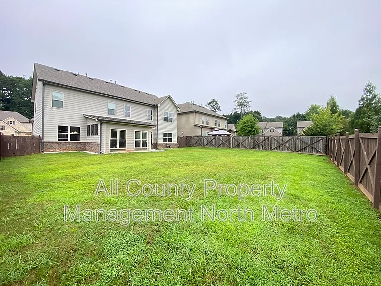 3112 Avenel Ct — Photo 16