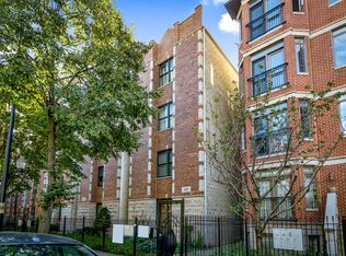 237 W Harrison St #3, Chicago, IL 60607