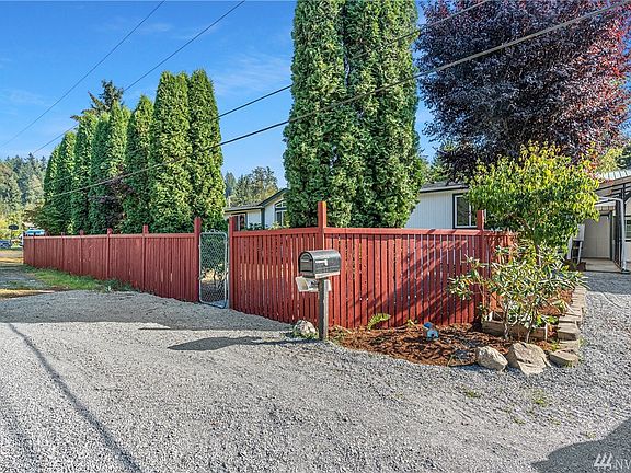 3rd image of 13406 Meadow Dr