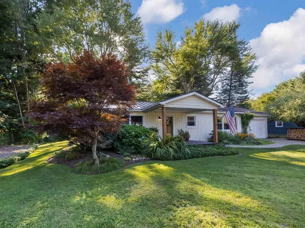 100 N Perry Ln, Edinboro, PA 16412