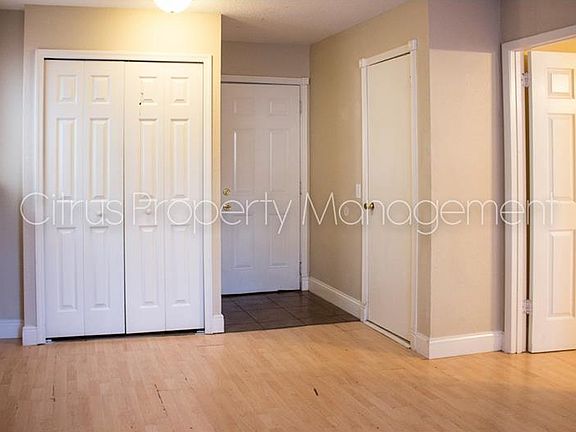2nd image of 2057 Hilton Ct