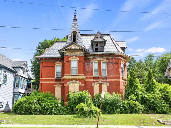 116 Church St, North Adams, MA 01247