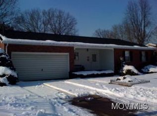 5207 3rd Ave, Vienna, WV 26105