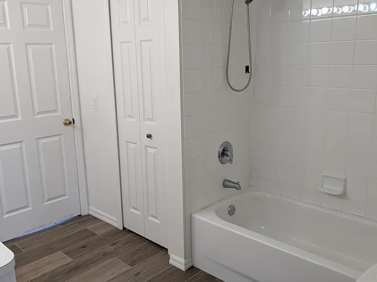 3411 Chiquita Blvd S — Photo 10