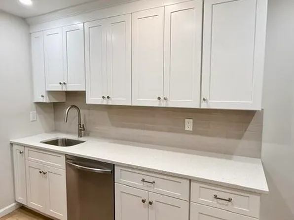 166 Cross Slope Ct Unit H, Manalapan, NJ 07726