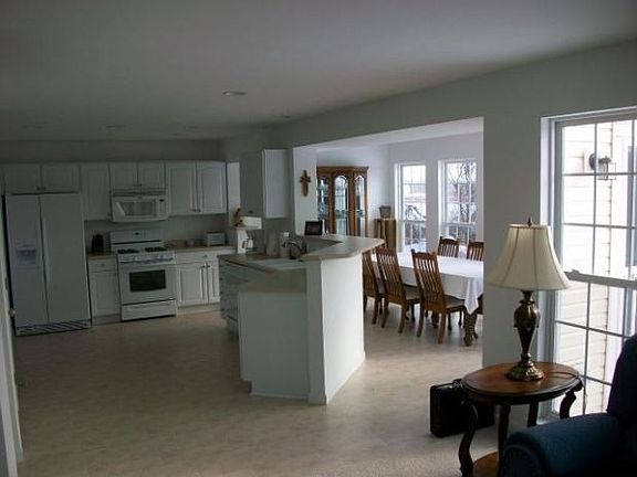 5th image of 6336 Green Valley Ln