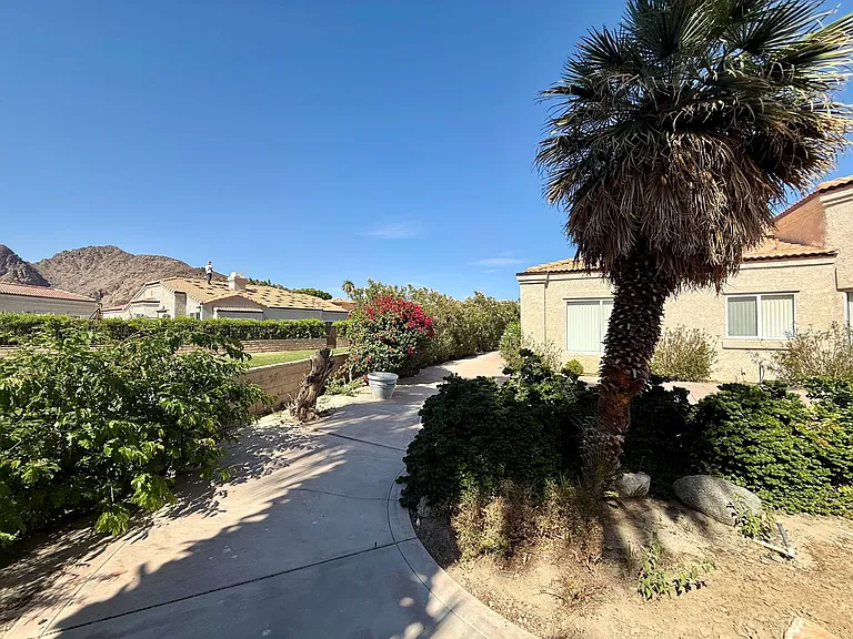 48625 Calle Esperanza — Photo 29