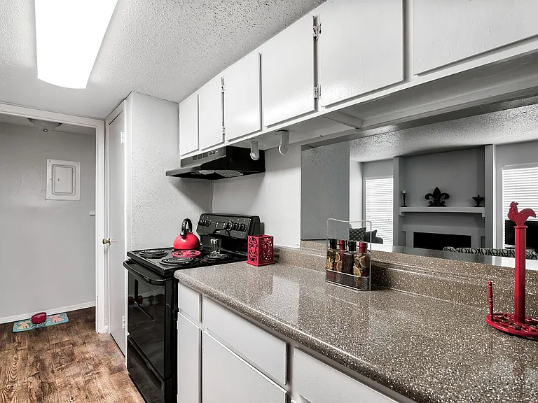 Sherwood Acres — Photo 18