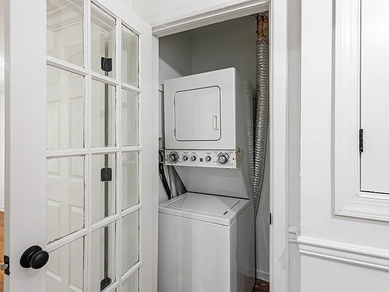 1506 Christian St #2 — Photo 1