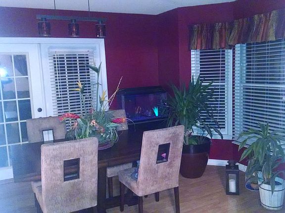 2nd image of 902 Balfoure Dr