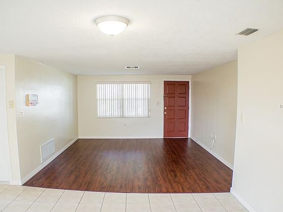 3rd image of 1236 Viking Dr