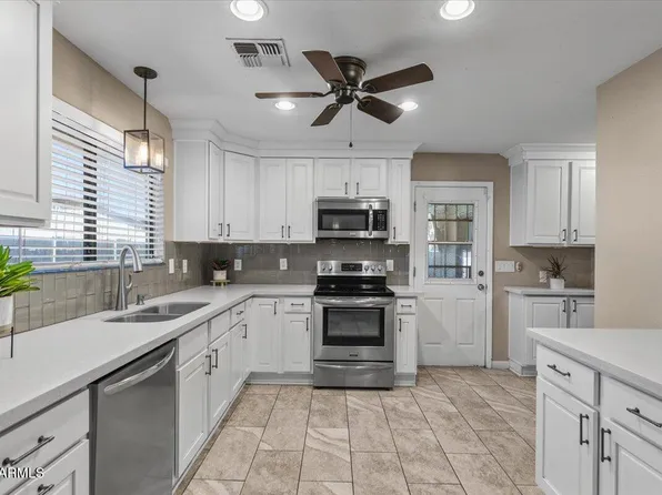 421 E TERRACE Avenue, Gilbert, AZ 85234