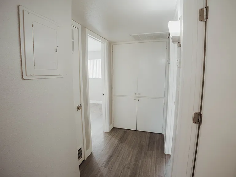The Cosmo Apartments — Photo 10