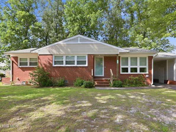 100 E Sherwood Dr, Havelock, NC 28532