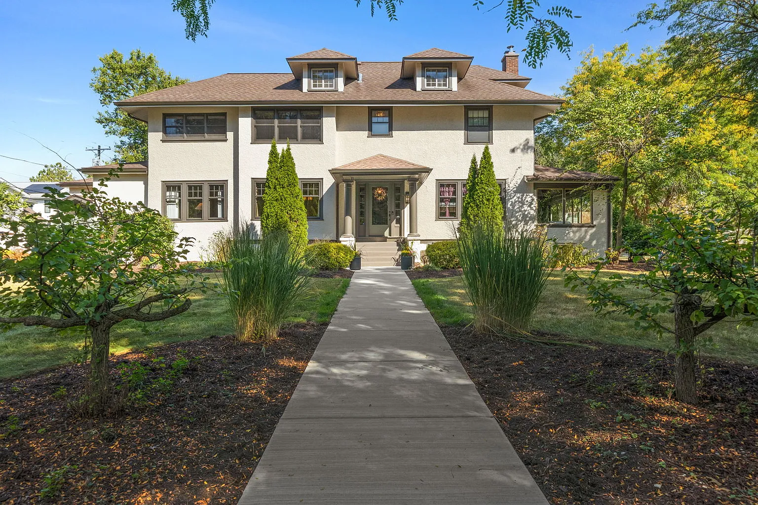 215 E Elm Ave photo 1
