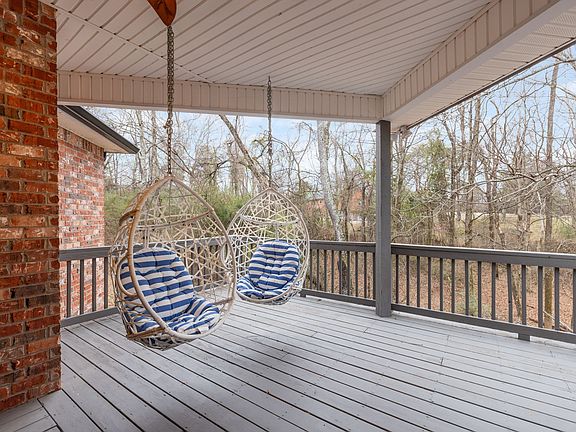 48th image of 442 Lakeview Cir