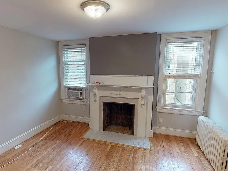 1815 Vernon St NW — Photo 7