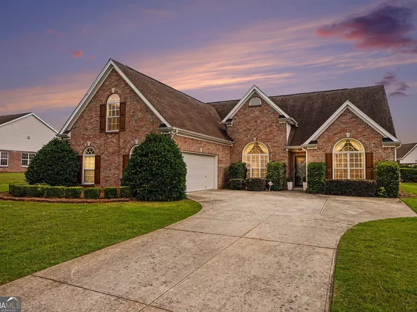 580 Waterstone Dr, Lawrenceville, GA 30046
