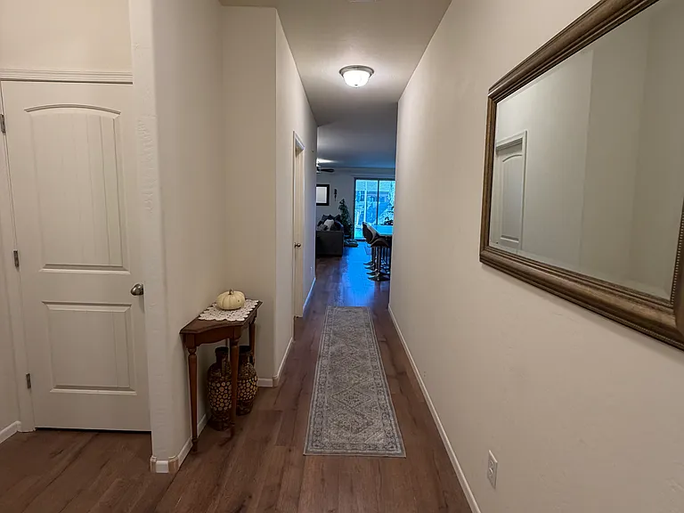 17621 W Daley Ln — Photo 15