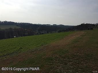 2nd image of 1970 Settlers Ridge Rd
