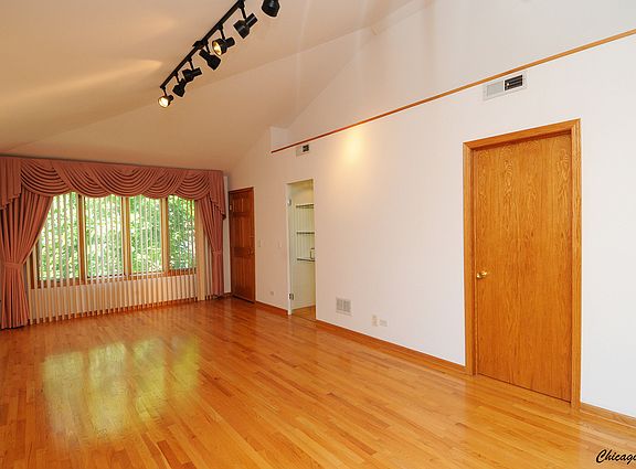 4th image of 2913 N 74th Ave #3