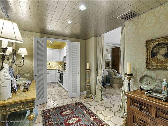 3rd image of 2600 N Flagler Dr APT 308