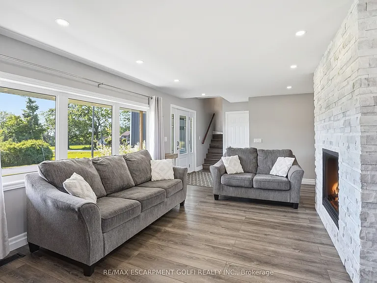11404 Lakeshore Rd #UPPER — Photo 4