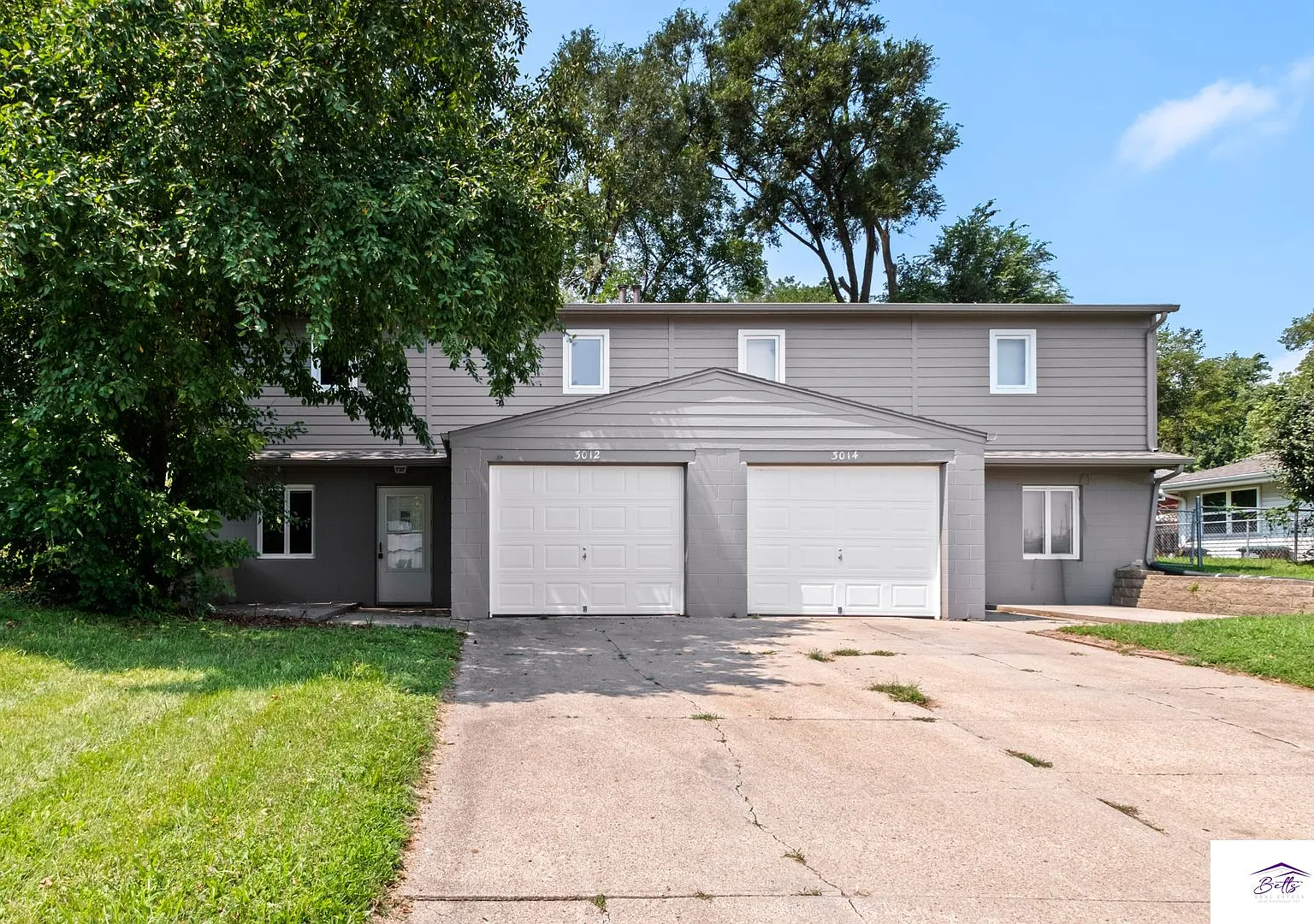 3012/3014 Menke Cir — Photo 1