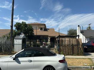 17513 Lorne St, Northridge, CA 91325