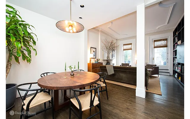 Rented by Douglas Elliman | media 19