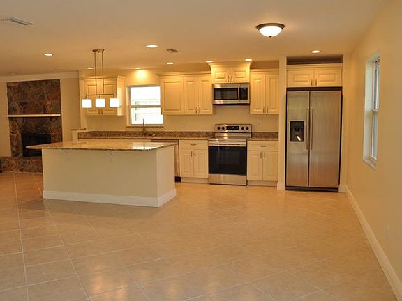 2nd image of 12099 94th St