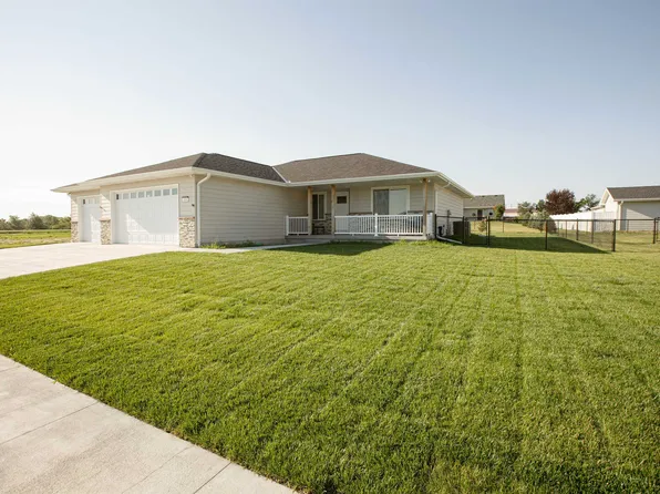 804 W S St, McCook, NE 69001