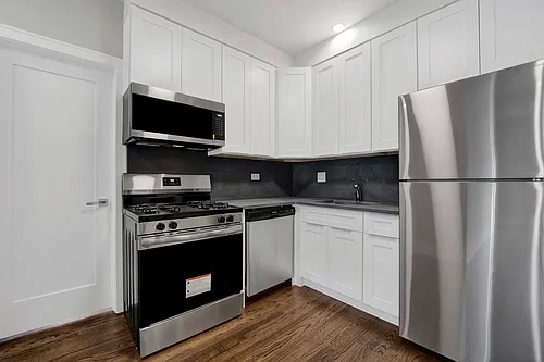 6403 N Wayne Ave #3B Photo 1