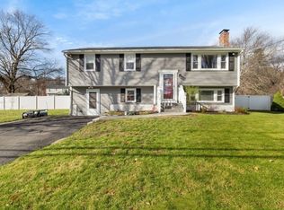 79 Caroline Dr, Bellingham, MA 02019