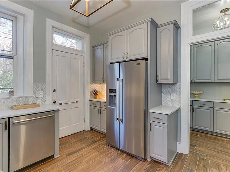 632 Redgate Ave — Photo 8
