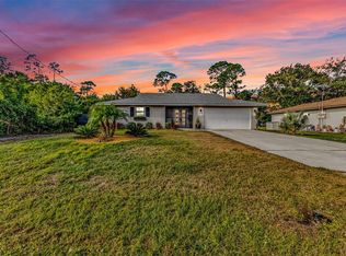 1199 Beacon Dr, Pt Charlotte, FL 33952