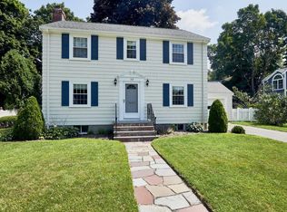 32 Bennington St, Needham, MA 02494