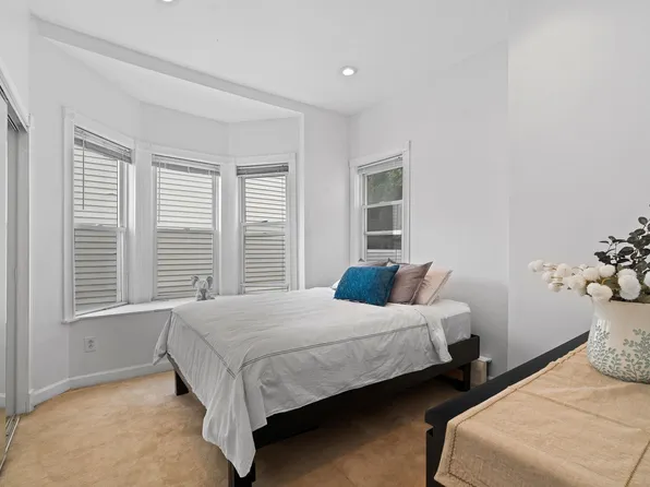 393 Fairmount Avenue image 16 of 41