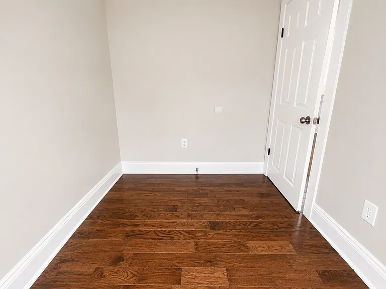 50 Vermont Ave #3 — Photo 7