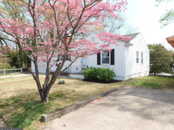 126 Lakeview Ave, Dover, DE 19901