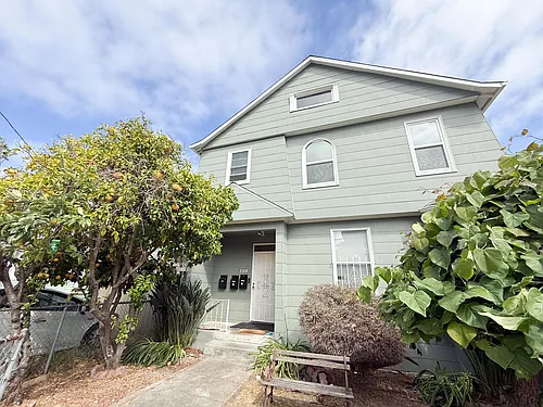 2308-2310 26th Ave. Photo 1