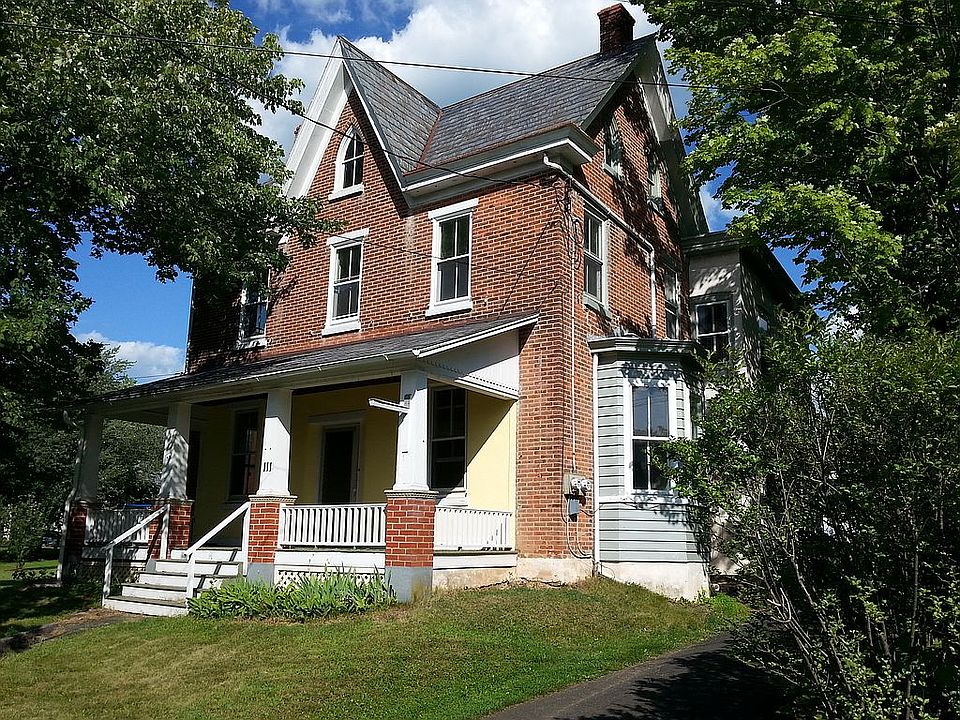 111 Maple - Street Front