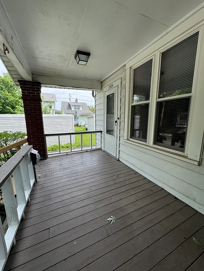 3 bed, 1.0 bath, $1,600 — Photo 3