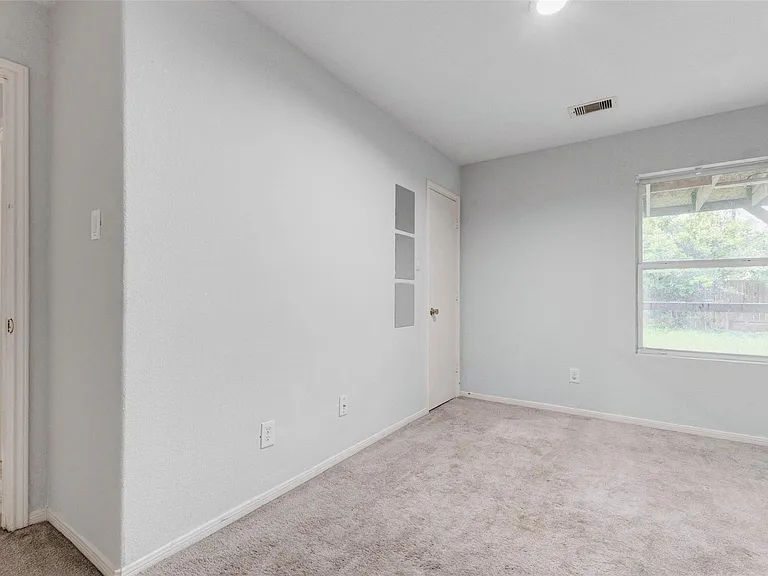 10627 Ince Ln — Photo 13