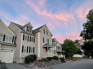 10 Cunningham Ln UNIT 104, Billerica, MA 01821