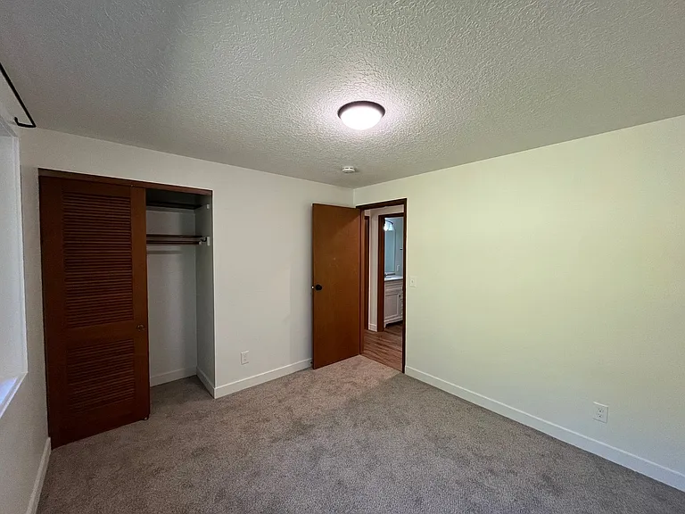9007 SW Monterey Pl — Photo 18