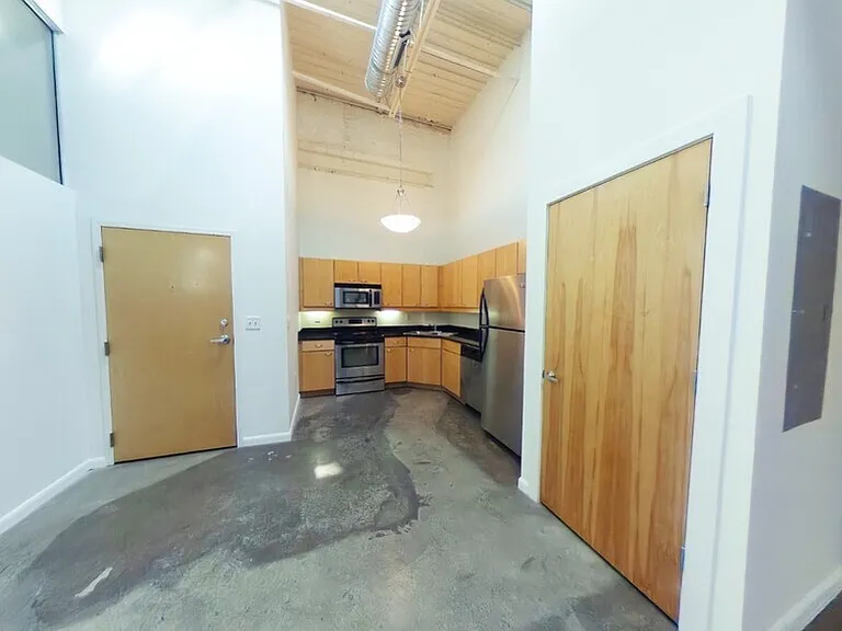 1011 W Marshall St #137 — Photo 3