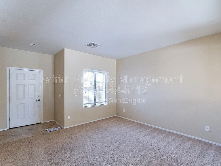 26043 W Potter Dr — Photo 14